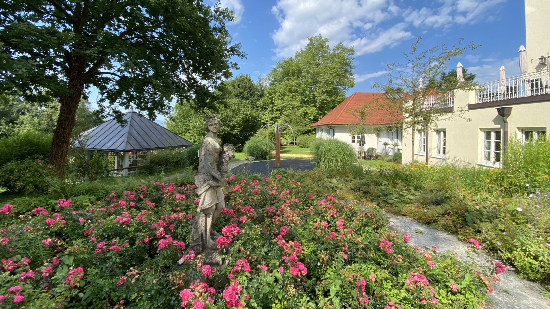 Praxis Merklinger Therapiegarten, © Makus Merklinger Praxis Merklinger Therapiegarten, © Makus Merklinger