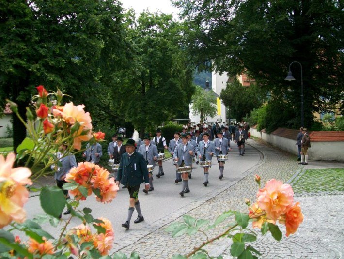 Festlicher Umzug, &copy; G&auml;steinformation