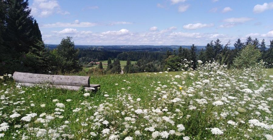 Aussicht von Bad Heilbrunn Ortsmitte, &copy; G&auml;steinformation